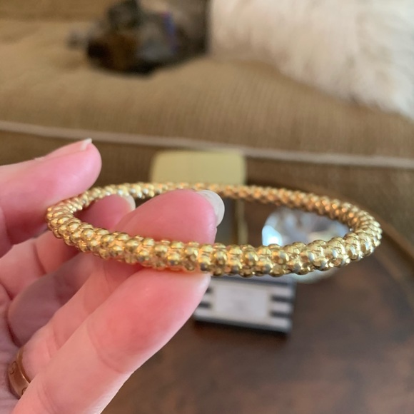 Beautiful Gold Bangle Bracelet! - Picture 3 of 3